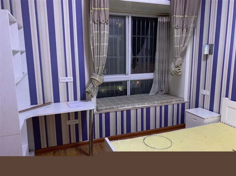 精装修,家电齐全水榭花都3室2厅1卫1500元/月